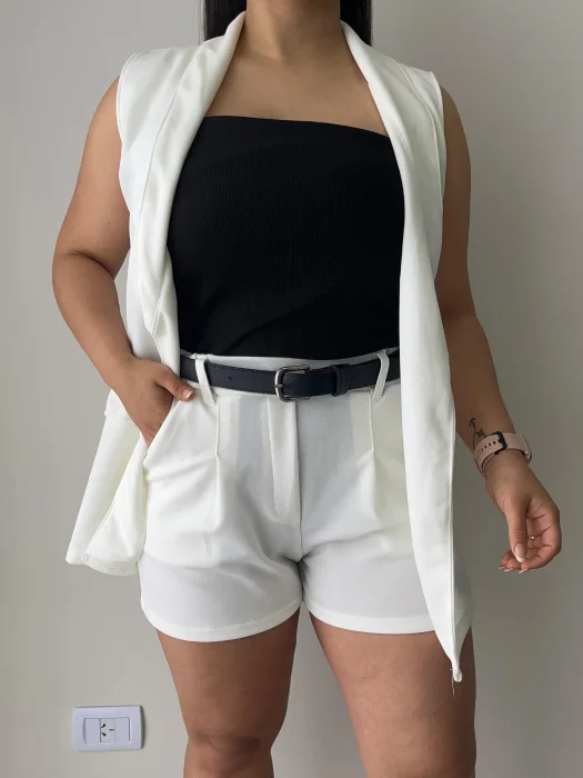 Conjunto Sastrero Chaleco y Short