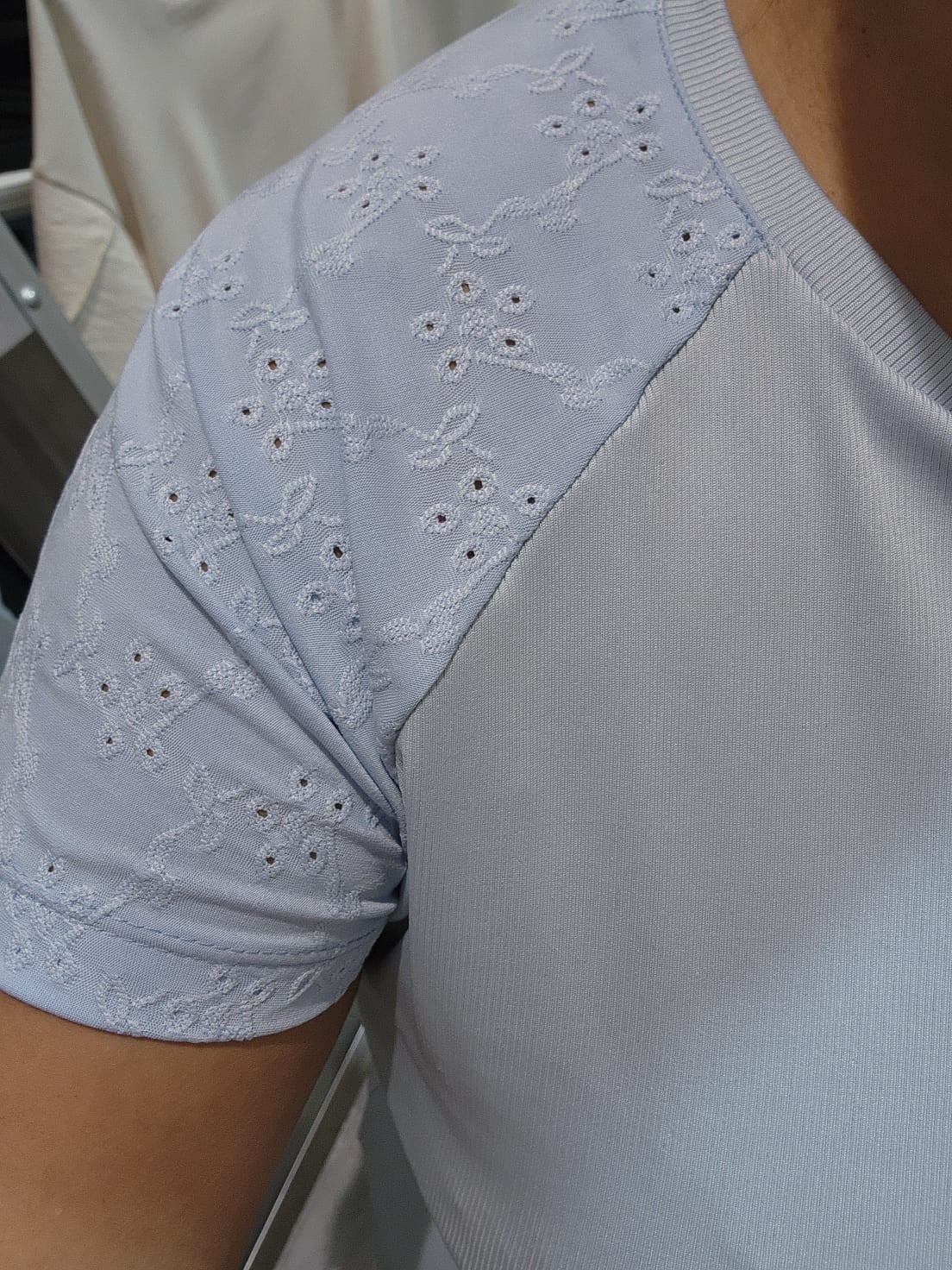 Remera con Brodery - Imagen 3