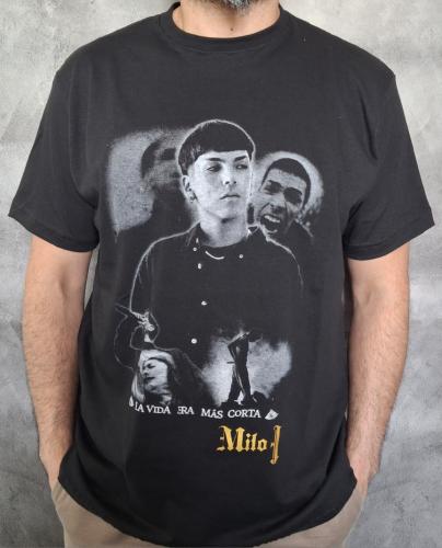 Remera de Milo J