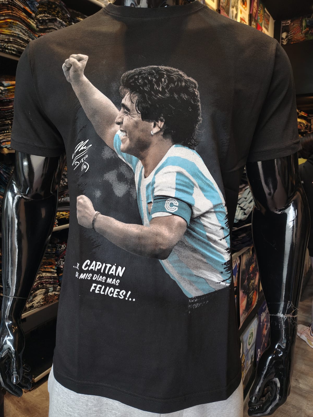 Remeras de Maradona - Imagen%20de%20WhatsApp%202025-10-22%20a%20las%2013.18.35_e33b779f.jpg