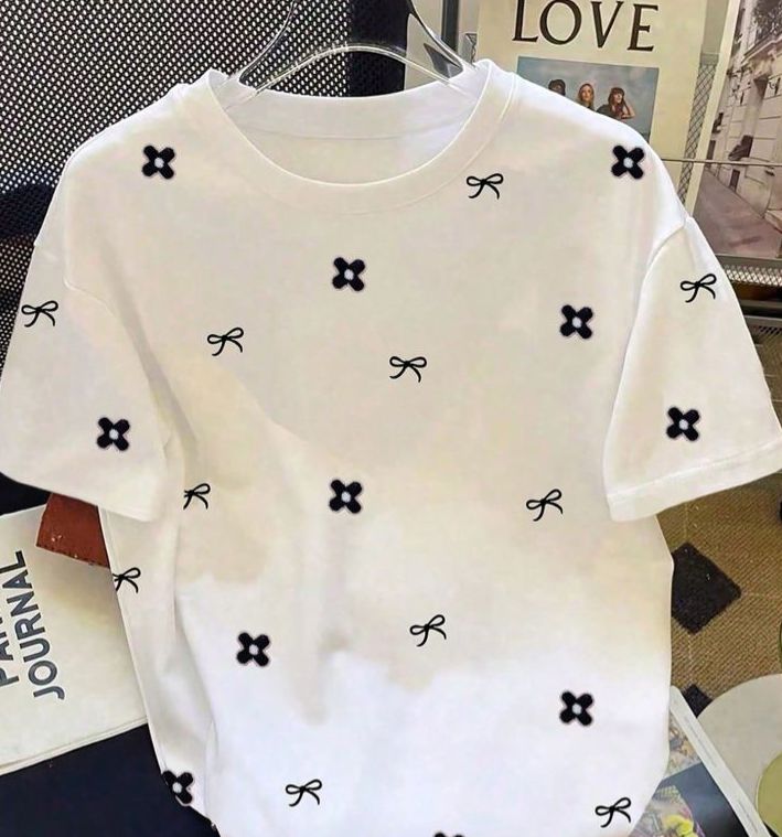 Remera Lovvi - a1594b8b-4676-419c-930c-41e70b0ba47b.jpeg
