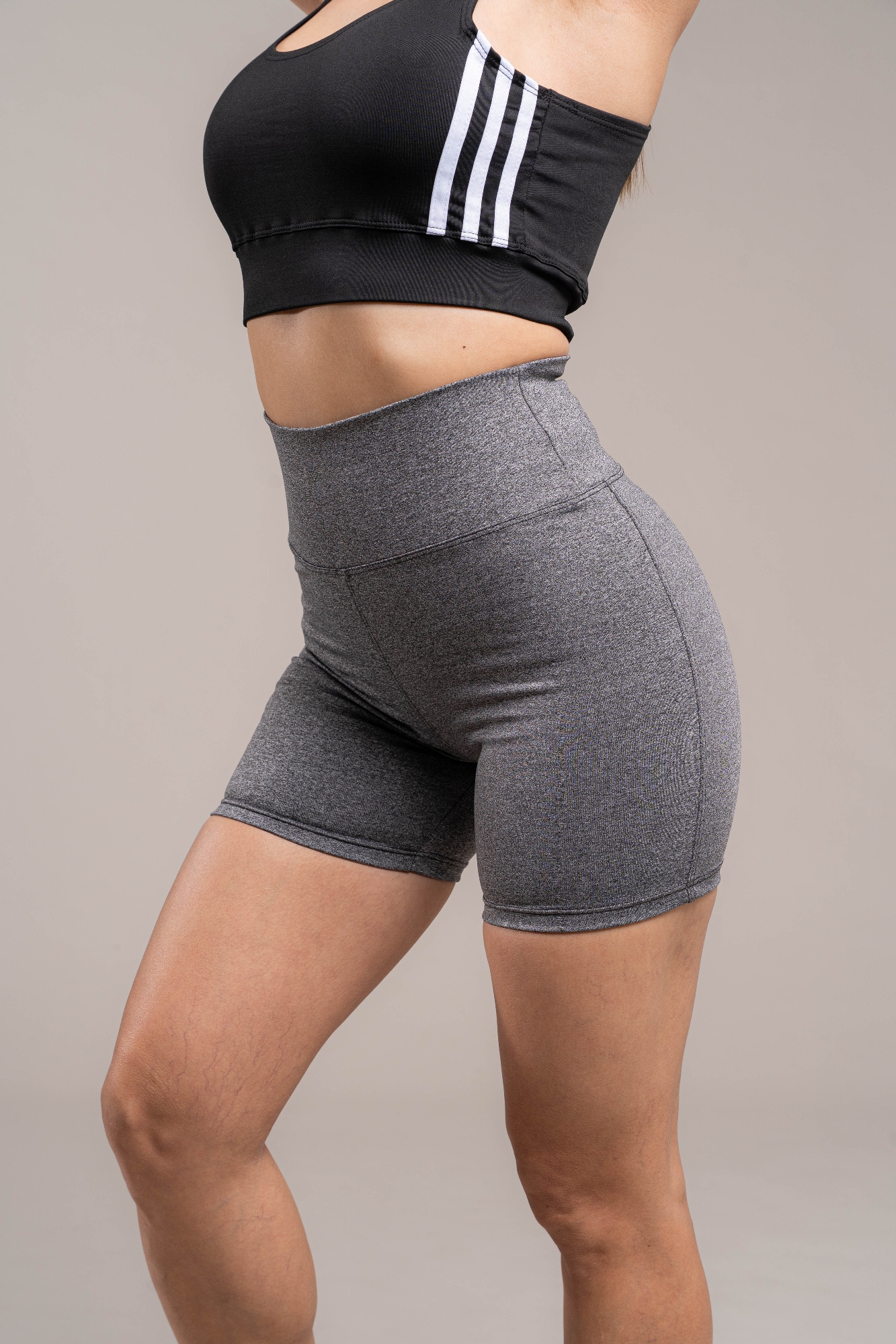 Short Basico de Lycra Yoga Premium - Imagen 3
