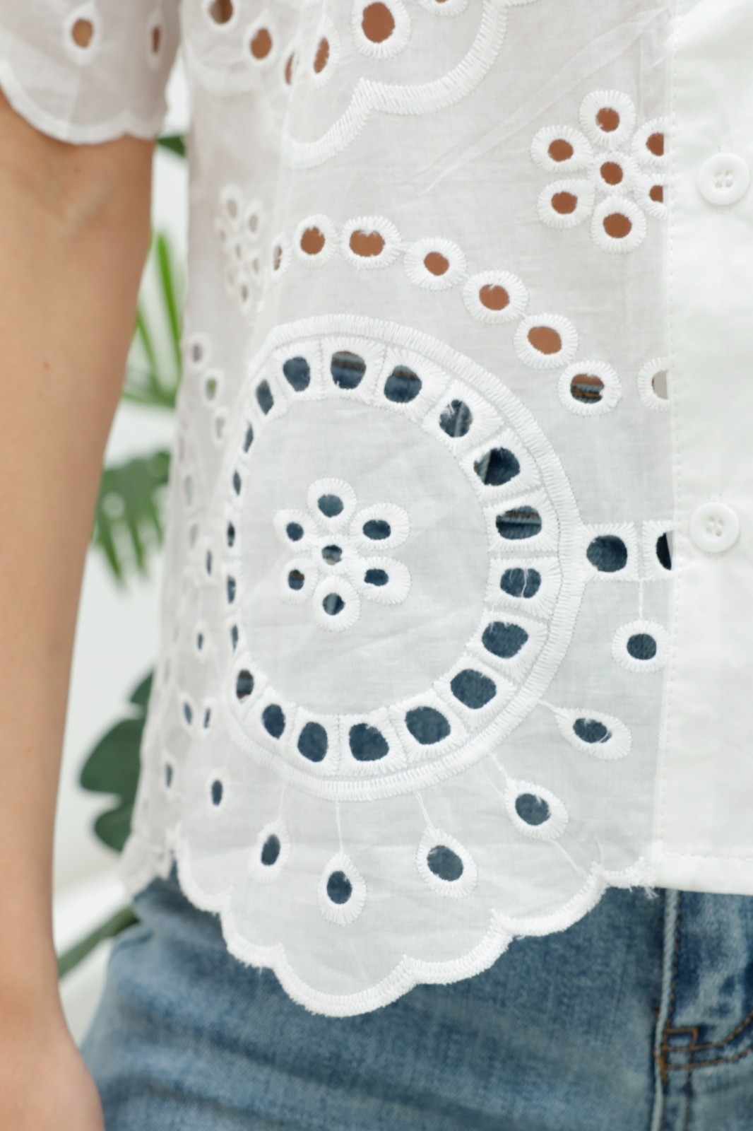 F856 Camisa Broderie Manga Corta - Imagen 3