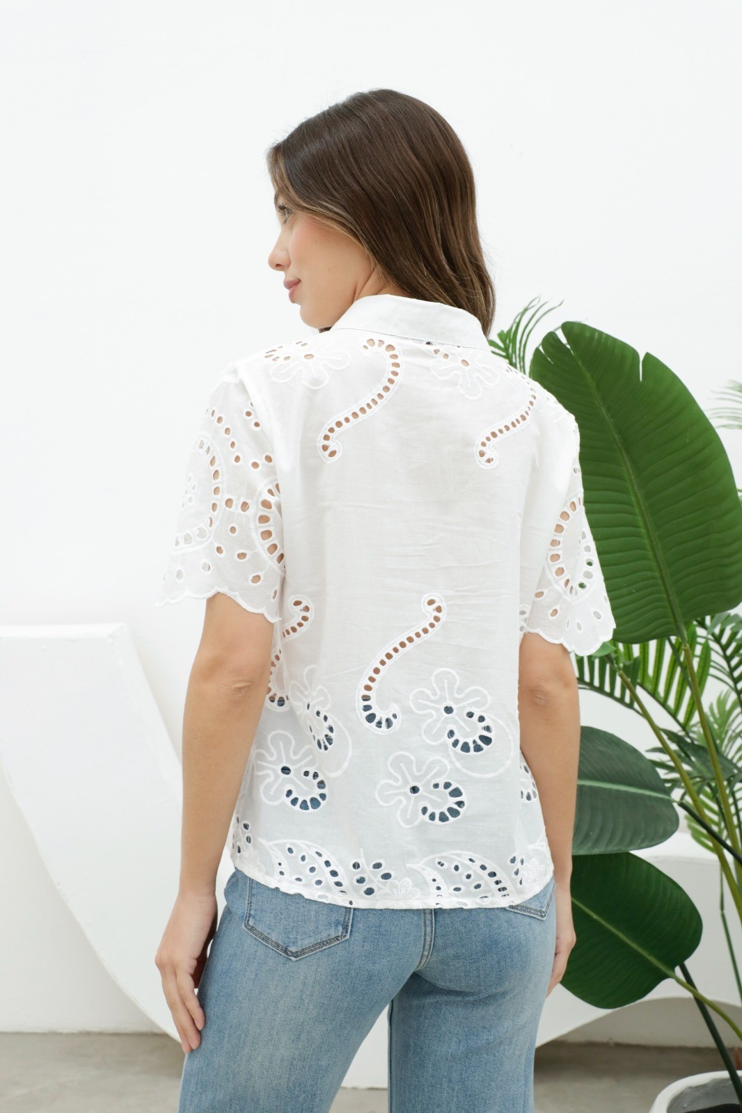 F856 Camisa Broderie Manga Corta - Imagen 2