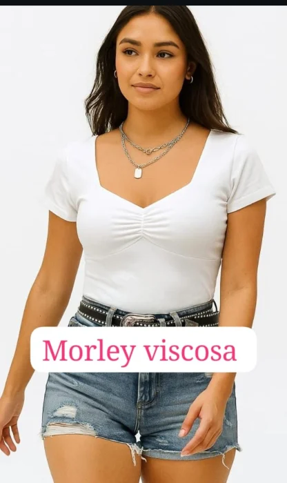 Remera Cuello Mariposa