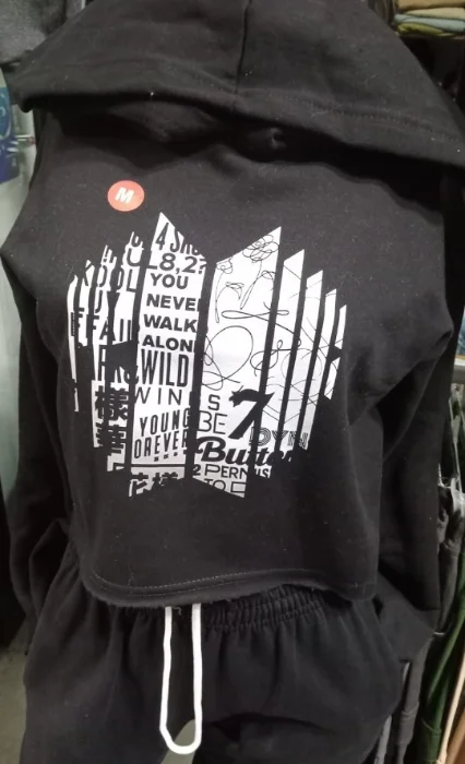 Buzo Crop Top