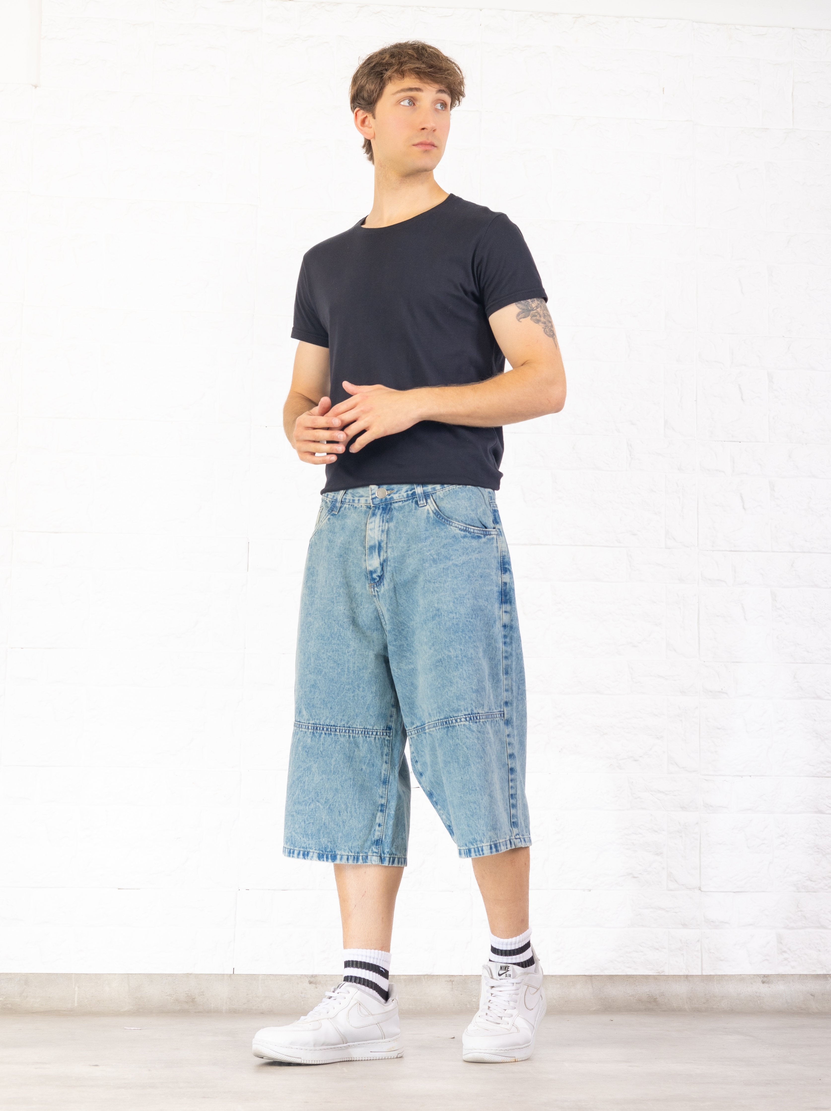 Baggy Corto - 7.%20CUERPO%20ENTERO%20(8).jpg