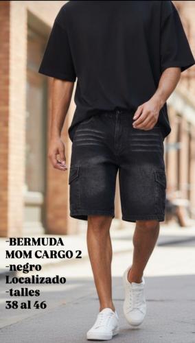 Bermuda Mom Cargo Negro Localizado