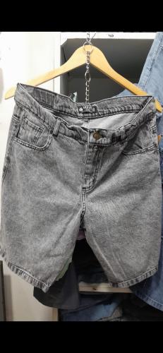 Bermudas Mom Lisos Gris