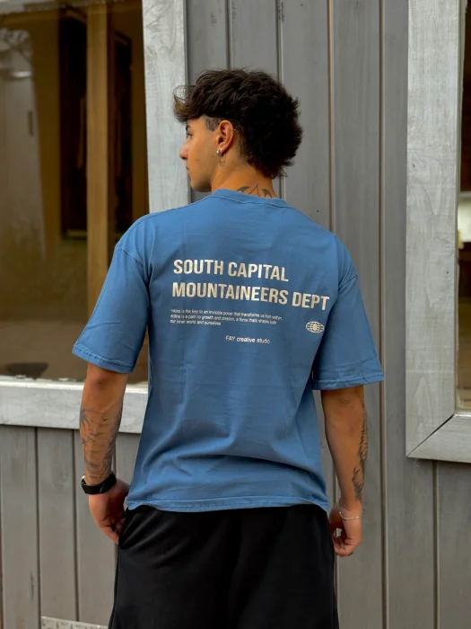 Remera Oversize South Capital