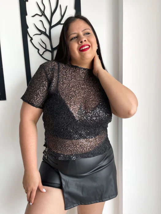 Remera Red con Lentejuelas