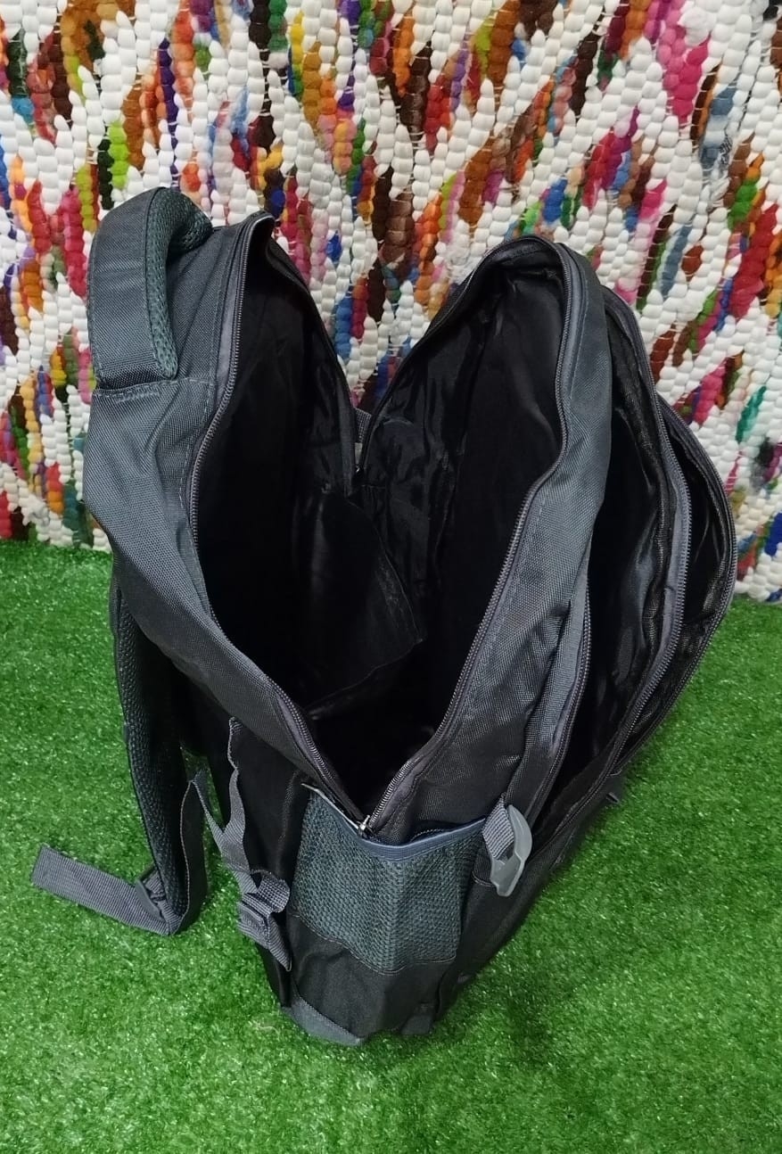 Mochilas Reforzada de Hombre
impermeables Excelente Calidad. - Imagen 3