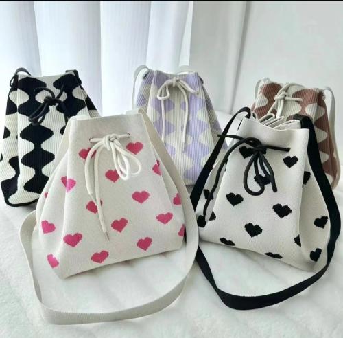 Carteras Morral Importadas de Punto Corazones Lunares Flores - Miniatura 2
