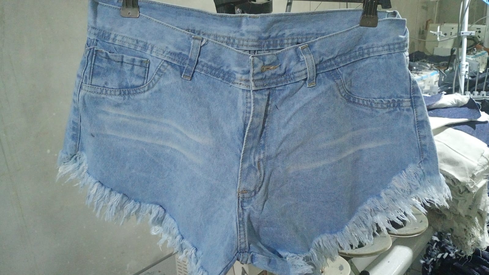 Short - Imagen 3