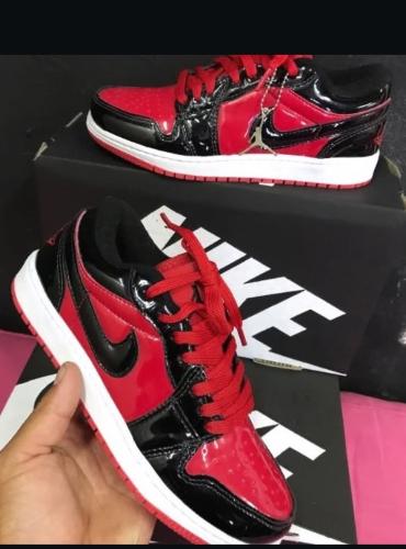 Nike Jordan Charol