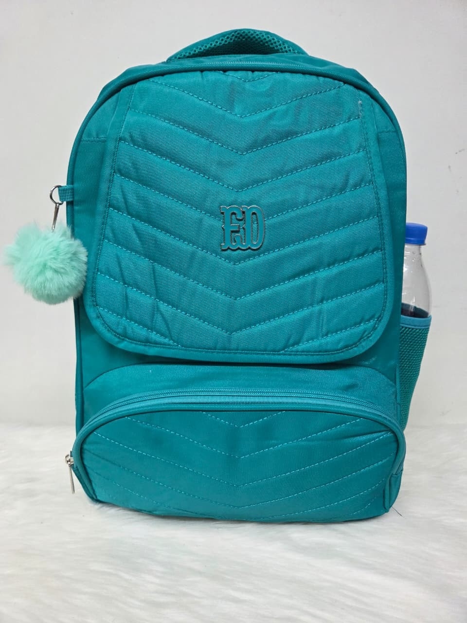 Mochila Grande con Pon Pon - Imagen 2