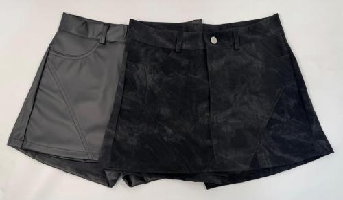 Short Pollera con Recorte