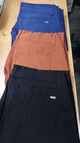Pantalon Especial Bengalina  Corte Jean - Miniatura 3