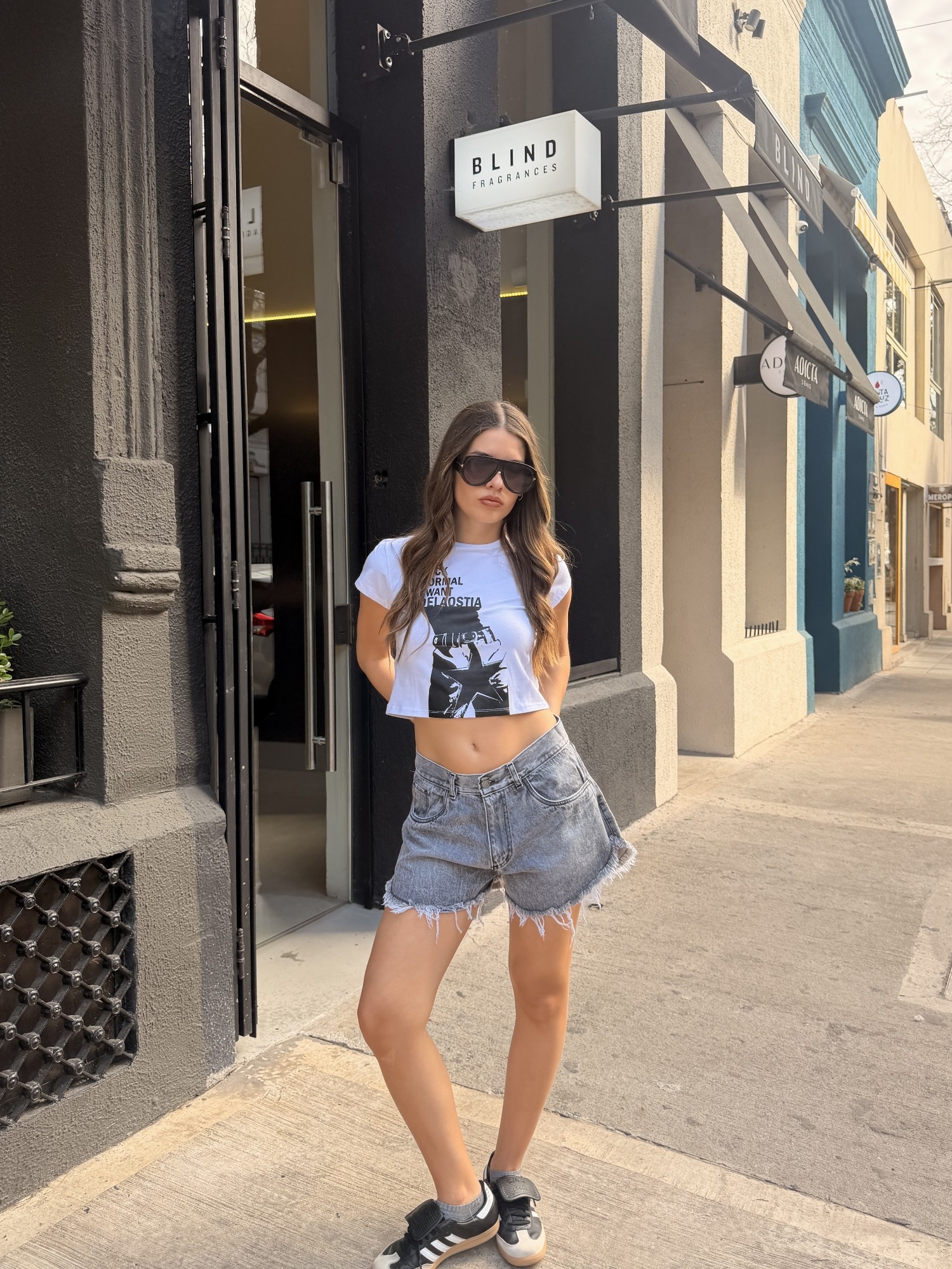 'art 782-3' 34 al 40 Short Gris Desflecado "trend" - Imagen 2