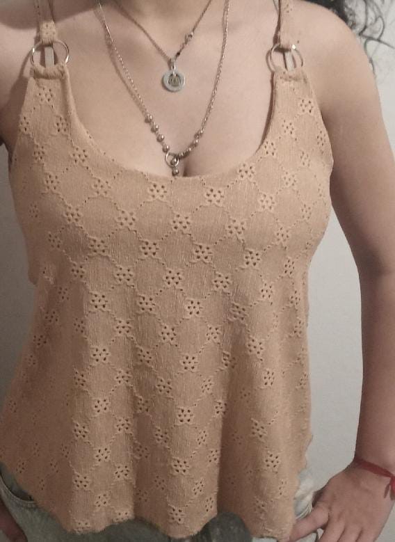 Musculosas de Mujer en Brodery - Imagen 2