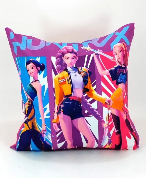 Almohada Huntrix Guerreras K Pop 40x40cm