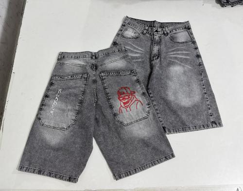 Bermuda Baggy con Bordado