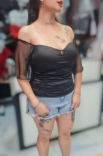 Remera con Mangas de Tul con Frunces y Mangas Sueltas - Miniatura 3
