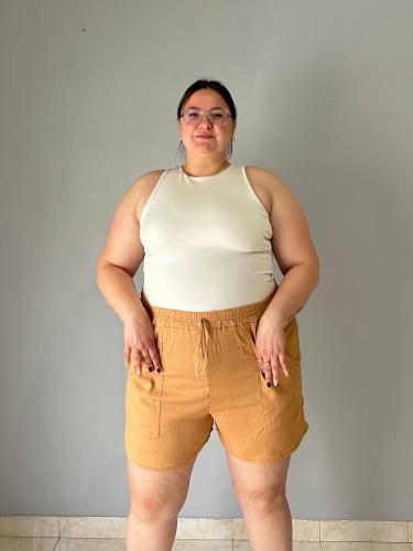 Shorts de Lino Talle Especial Reales