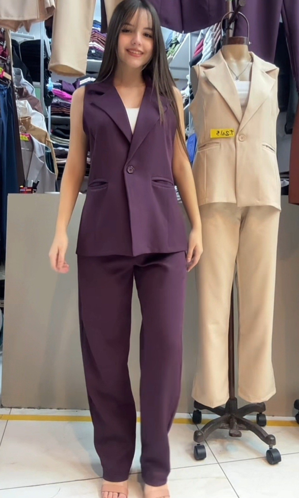 Conjunto Sastrero Sara Pantalon Recto y Chaleco Largo - Imagen 3