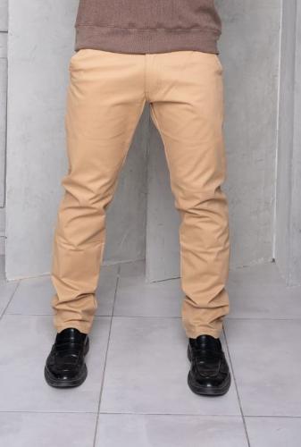 Pantalón Bolsillo Chino Semi Recto Gabardina 2 % Spandex