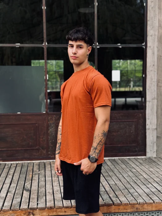 Remera Lisa Básica