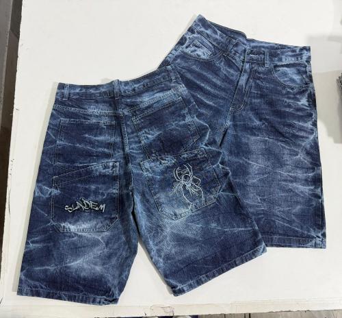 Bermuda Baggy con Bordado