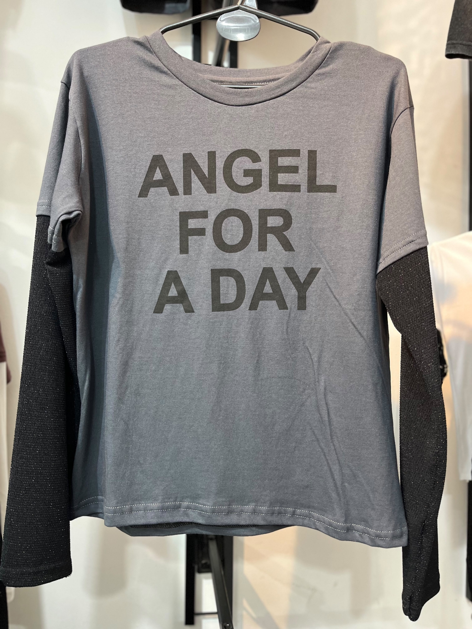 Remera Corte Clásico con Mangas de Tul con Brillo 001 Angel - Imagen 2
