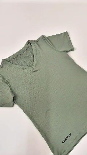 Remera Deportiva de Dry Fit - Miniatura 5