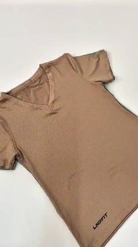 Remera Deportiva de Dry Fit - Miniatura 6