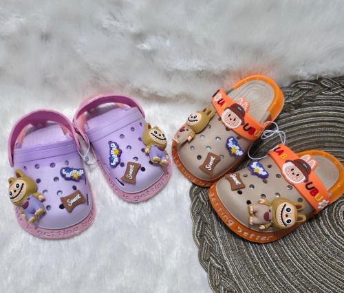 Crocs con Luces Labubu - Miniatura 3