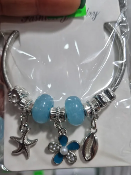 Pulseras con Dijes