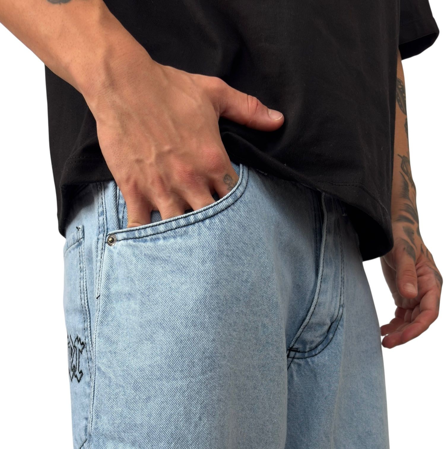 Baggy Jeans Celeste Bermuda - Imagen 4