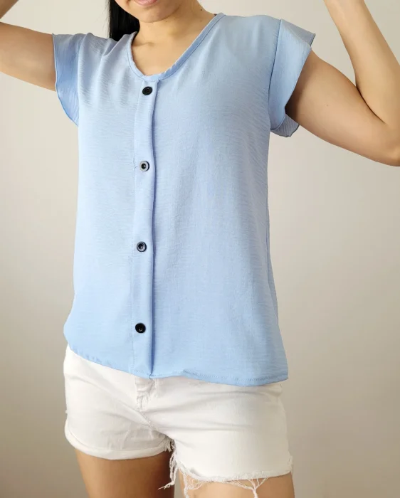 Remera de Cey con Botón
