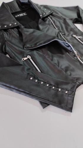 Campera Engomada Tachas - Miniatura 5