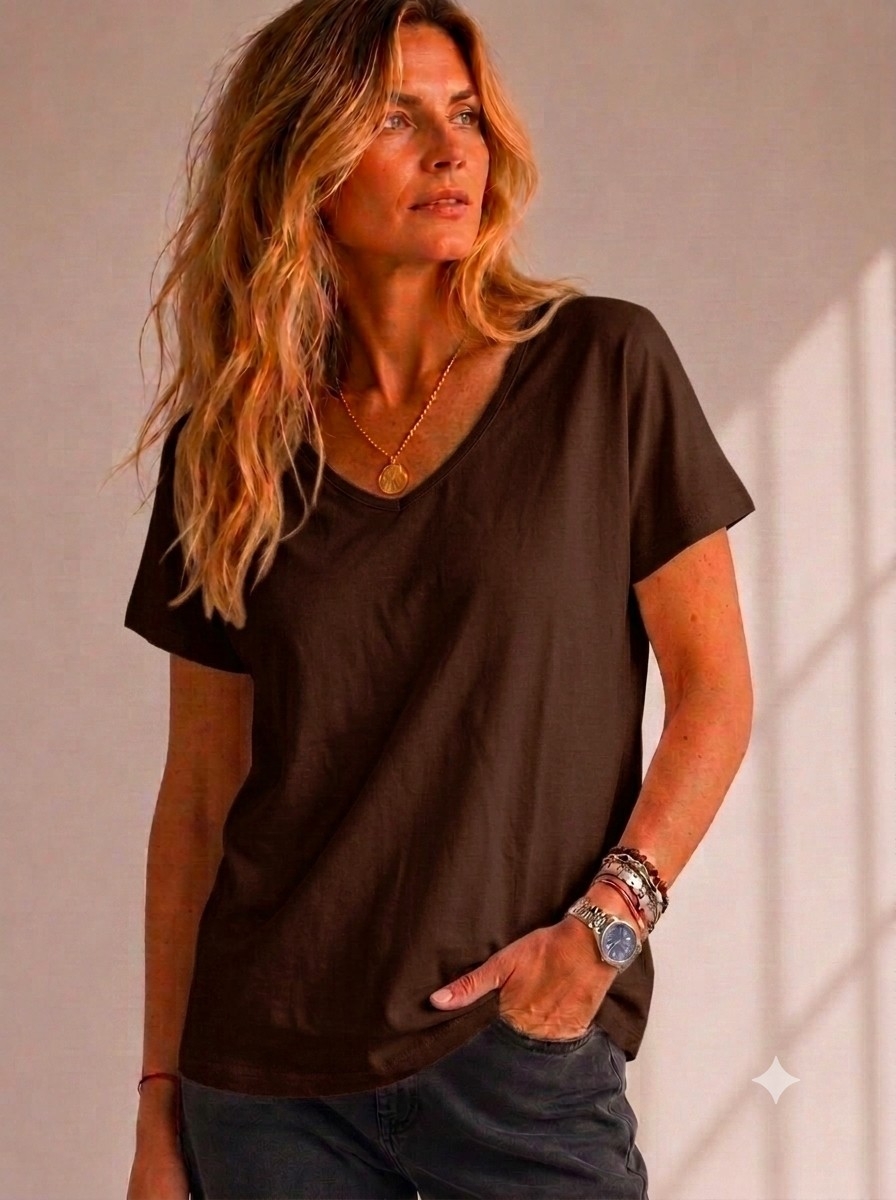 Remera Anita en V - Imagen 2