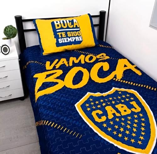 Cubrecama Boca Reversible Plaza y Media