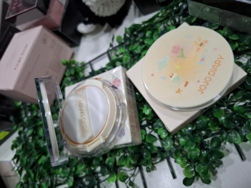 Bases Maquillaje Cushion Viral Labial Hidratante Delineadores Rubores Jojo Gege Bear - Miniatura 3