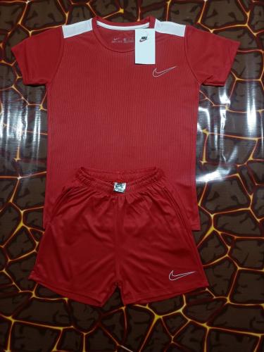 Conjunto Deportivo de Niño - Miniatura 7
