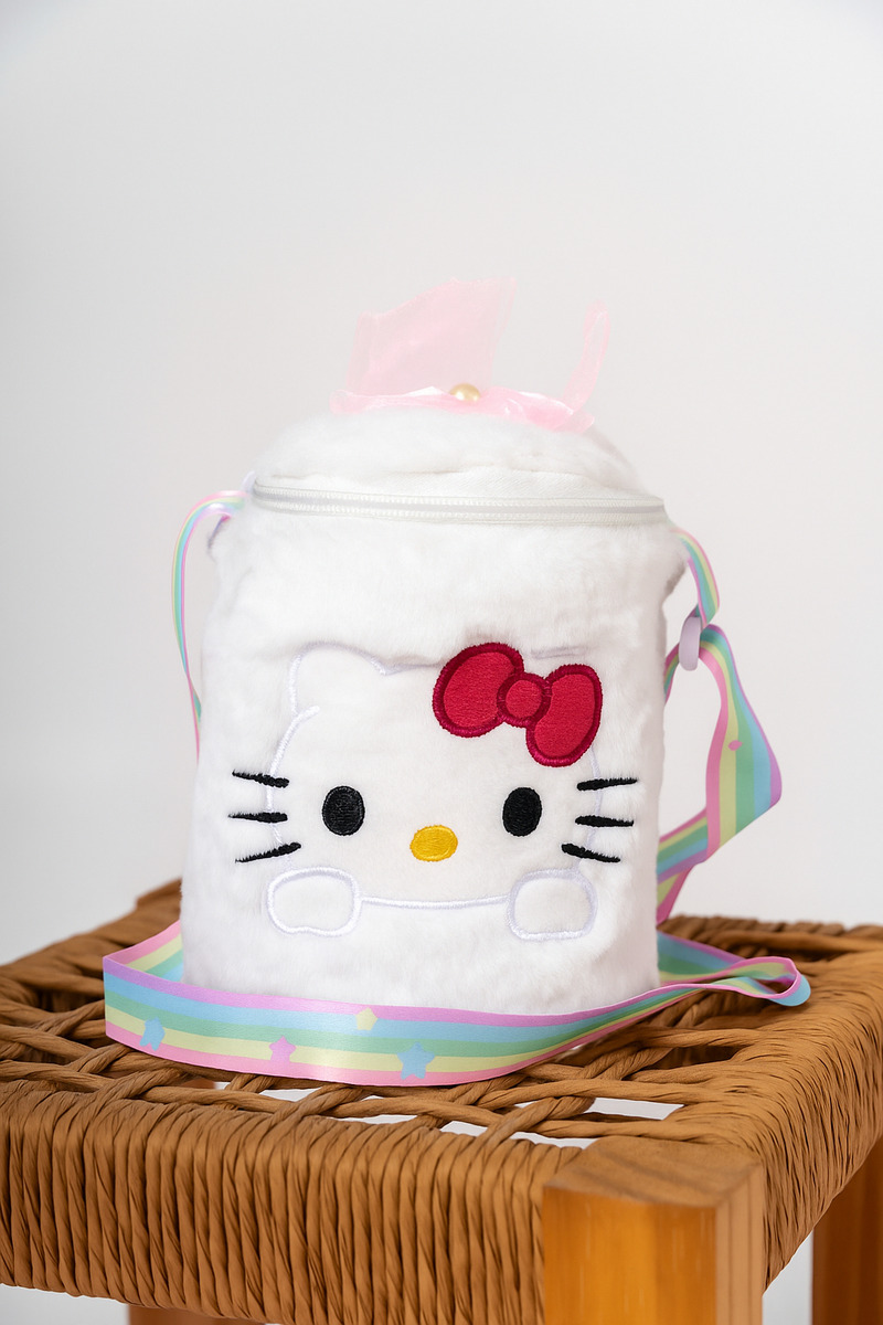 Bolso Redondo Sanrio Infantil Niñas Nenes Variedad Colores Suave Moderno - D_NQ_NP_636827-MLA92242053851_092025-F.jpg