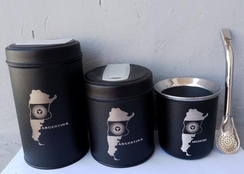 Promo Set Matero Argentina Latas con Mate y Bombilla Pico de Loro