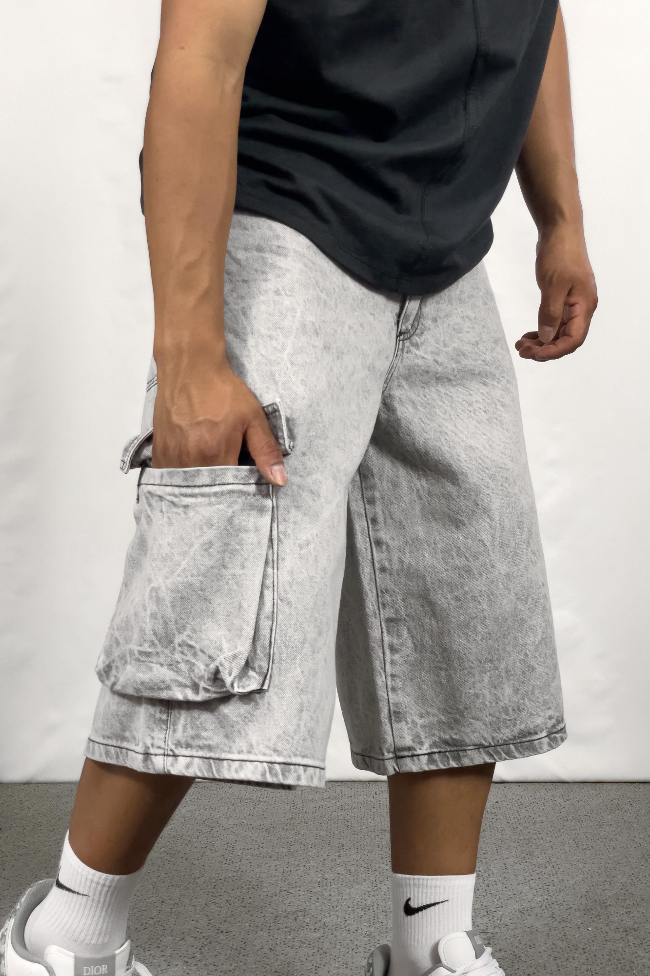 Bermuda Baggy Cargo Gris Clarito - Imagen 2