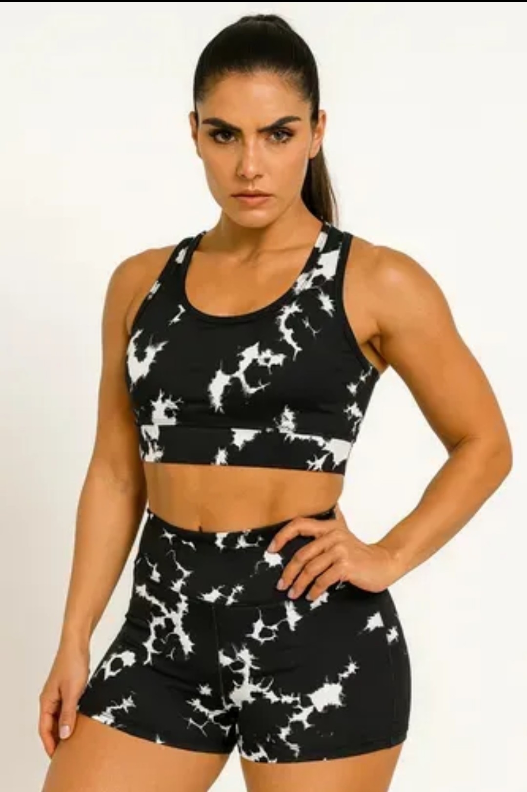 Conjunto Deportivo Top + Short - Imagen 1