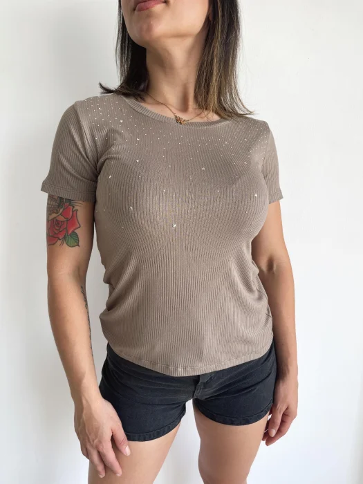 Remera con Brillos