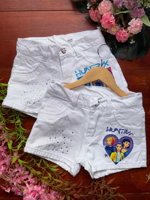 Short Mom Blanco + Strass y Brillos